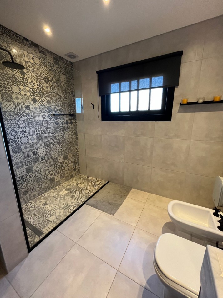 HERMOSA CASA EN VENTA EN MAR DE AJO ESTILO MODERNO