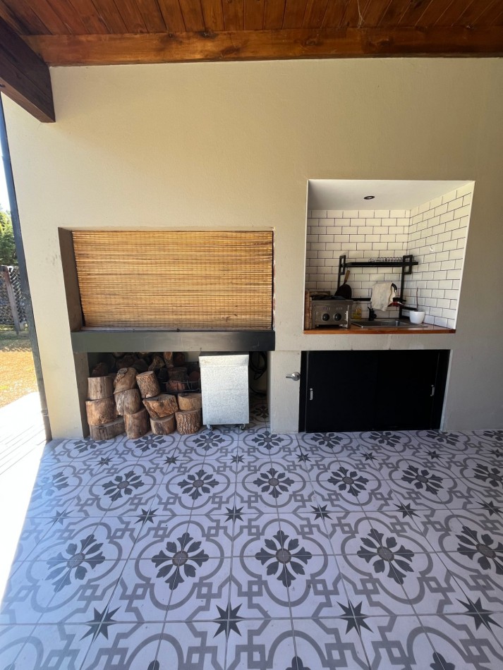 HERMOSA CASA EN VENTA EN MAR DE AJO ESTILO MODERNO