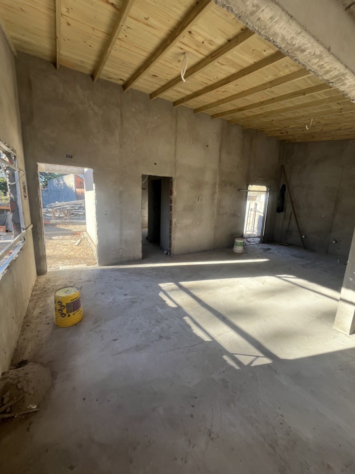 CASA EN POZO EN MAR DE AJO BARRIO SAN RAFAEL 3 DORMITORIOS 2 BAÑOS TODO PLANTA BAJA
