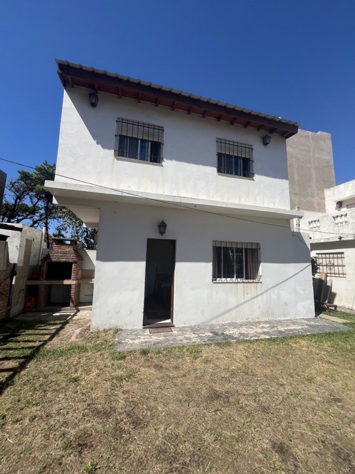 Departamento En Venta En Mar De Ajo 100mts Del Mar 2 Habitaciones Patio Con Parrilla Espacio Vehicular