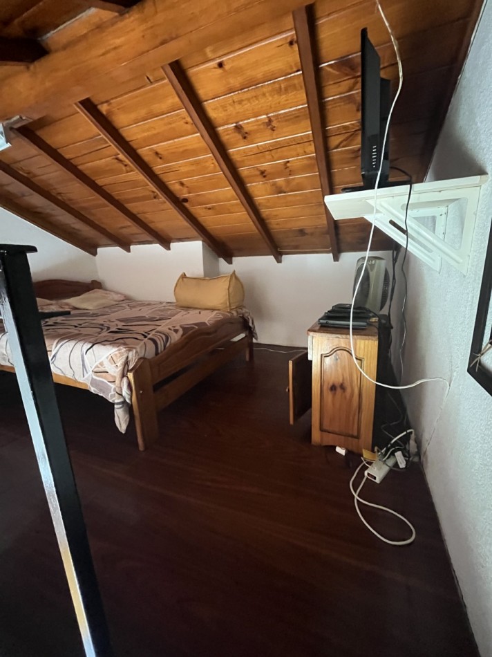 DEPARTAMENTO EN VENTA EN MAR DE AJO CON GAS NATURAL ZONA CENTRO A TRES CUADRAS DEL MAR