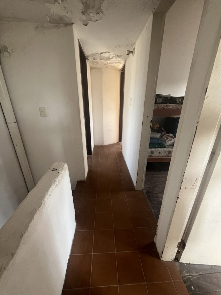 CASA EN VENTA EN SAN BERARDO 4 HABITACIONES GAS NATURAL CONECTADO CON DEPTO MONOAMBIENTE AL FRENTE