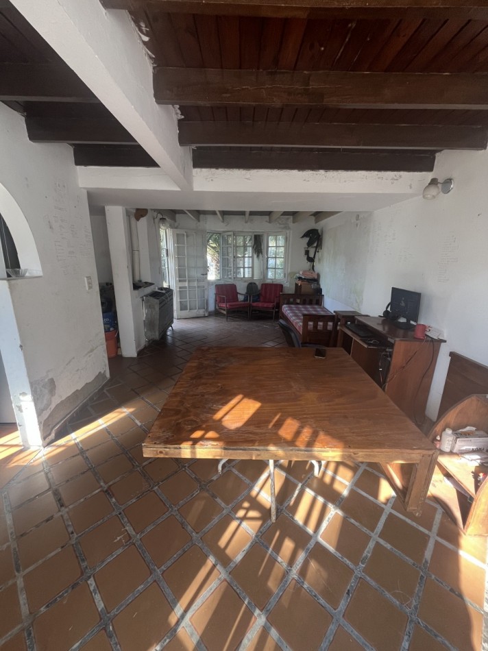CASA EN VENTA EN SAN BERARDO 4 HABITACIONES GAS NATURAL CONECTADO CON DEPTO MONOAMBIENTE AL FRENTE