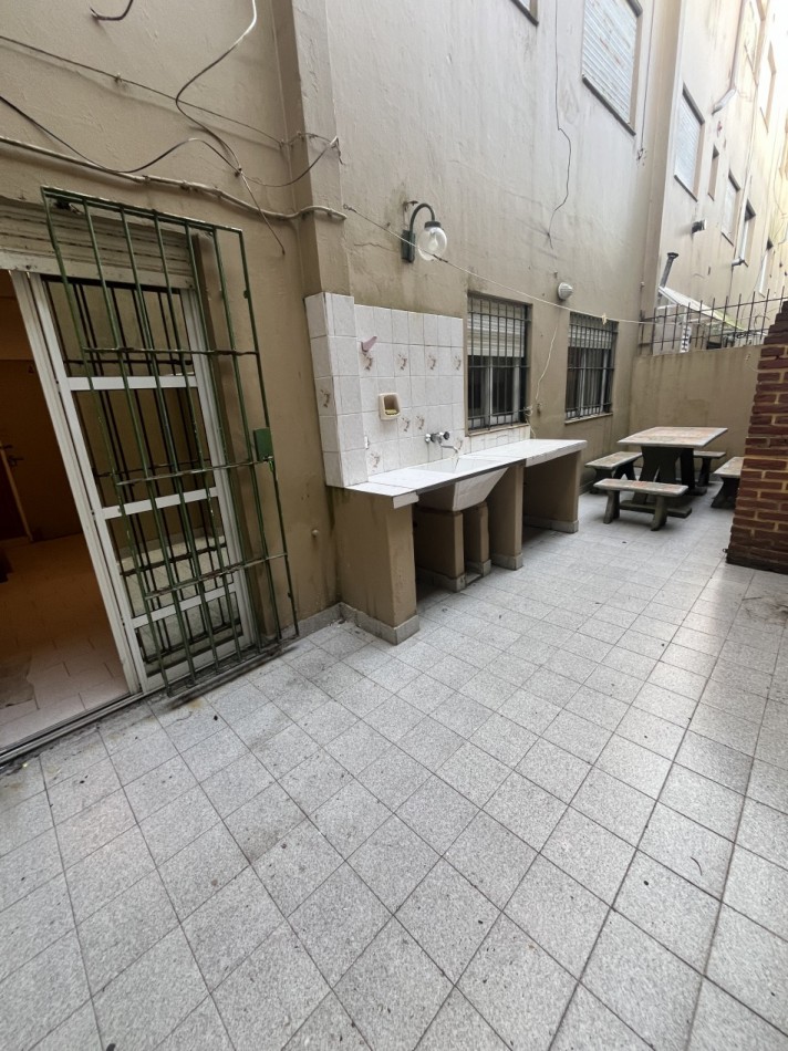 DEPARTAMENTO 3 AMBIENTES EN VENTA EN MAR DE AJO CON GAS NATURAL A LA VUELTA DE COTO CON GAS NATURAL Y PATIO