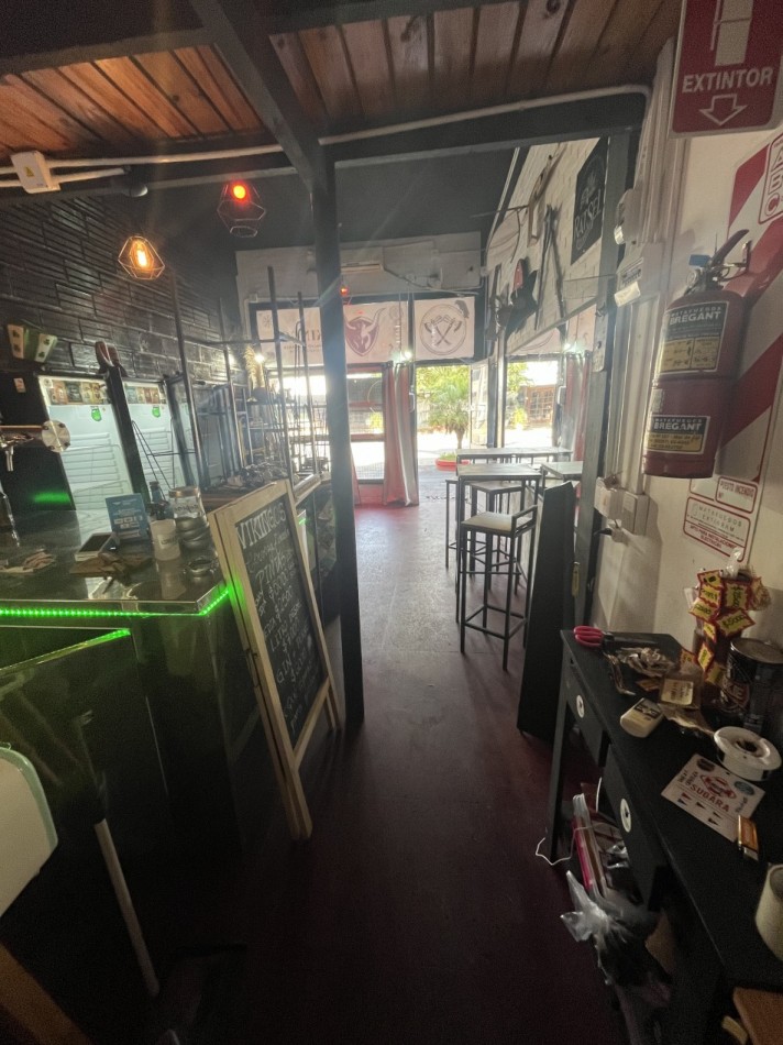 LOCAL COMERCIAL EN VENTA LUCILA DEL MAR SOBRE REBAGLIATTI