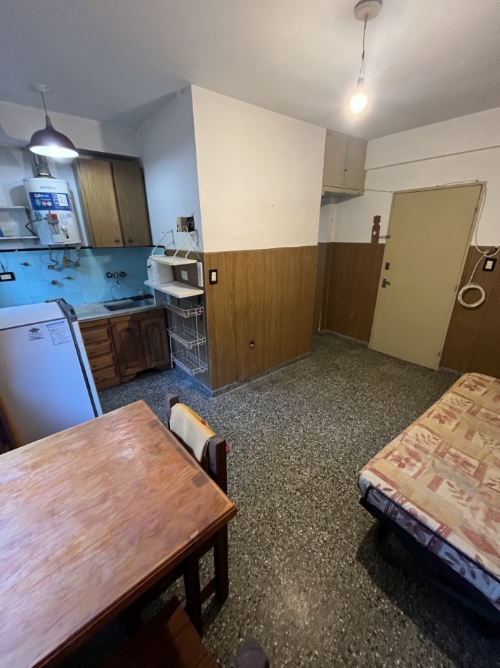 DEPARTAMENTO EN VENTA EN MAR DE AJO 2 AMBIENTES CON GAS NATURAL CONECTADO