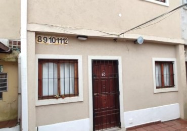 DUPLEX EN VENTA EN MAR DE AJO A 150MTS DEL MAR MUY BUEN ESTADO GENERAL 